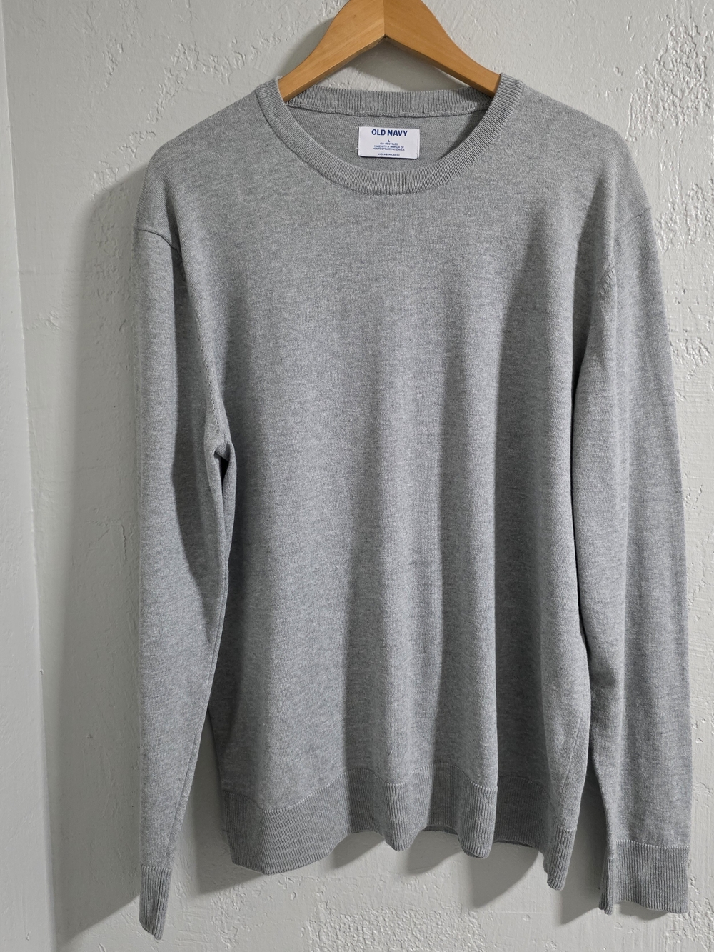 Old Navy Men's Gray Crewneck Pullover Sweater